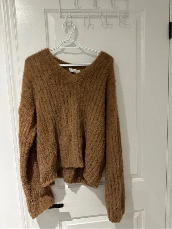 Aritzia Babaton Ulmann Sweater - Picture 2 of 7